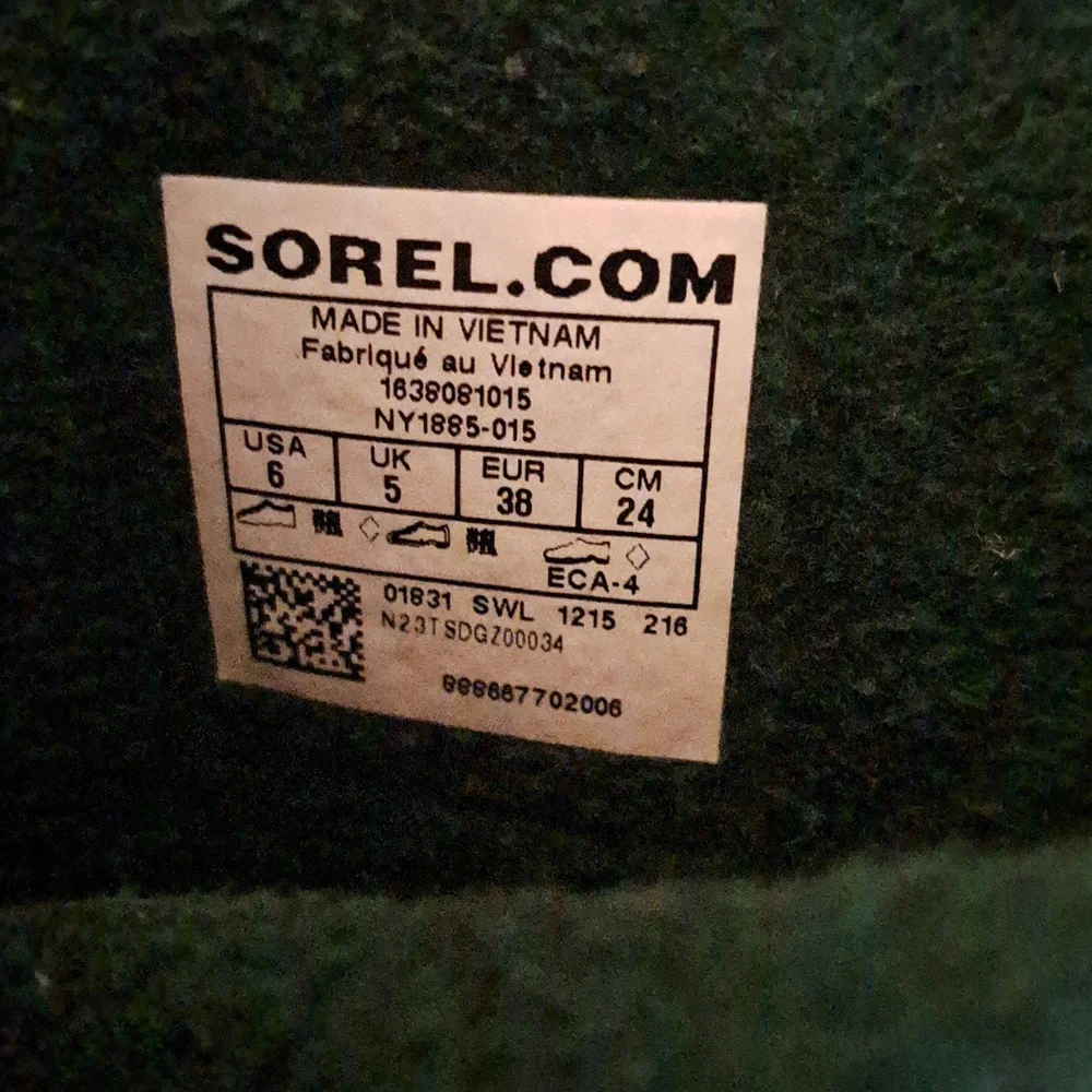 Sorel Youth‎ Flurry Black Waterproof/Insulated Winter/Snow/Outdoor Boots 6